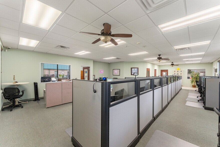 More Photos Of 1125 Cypress Station Dr, Houston Medical For Sale