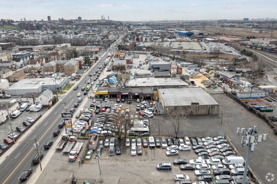 More Photos Of 5401 Tonnelle Ave, North Bergen Industrial For Lease