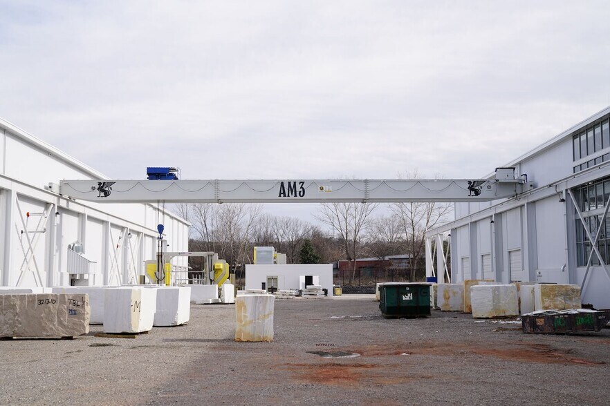 More Photos Of 301 21st St N, Bessemer Manufacturing For Sale