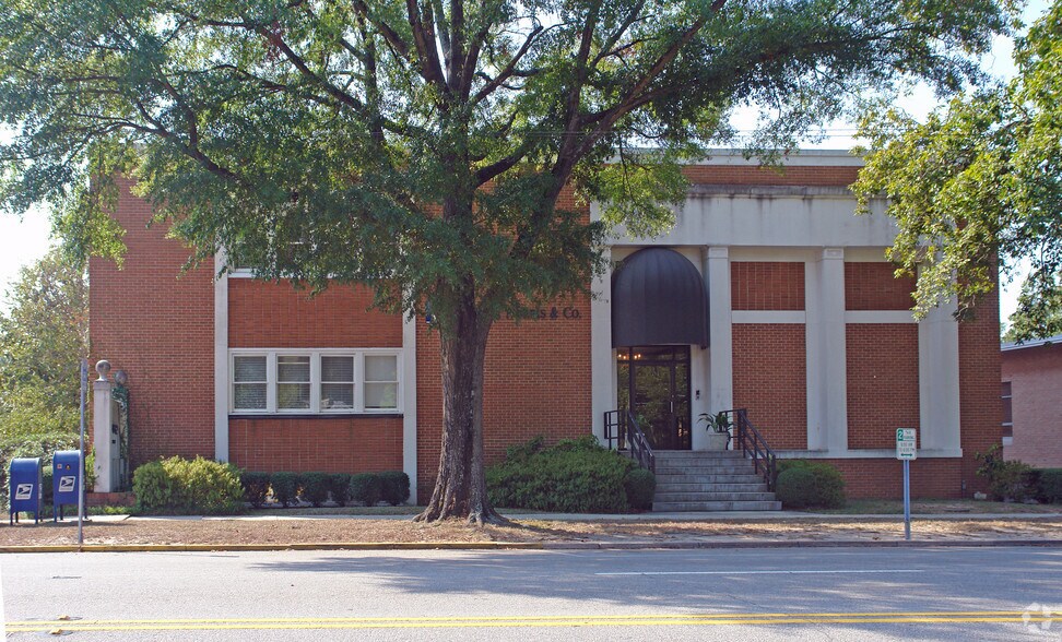 More Photos Of 2442 Devine St, Columbia Office Residential For Lease