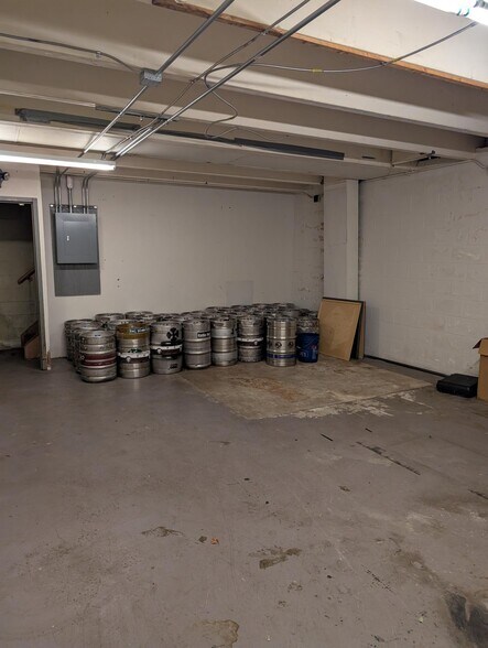 More Photos Of 4716-4736 Wilmington Pike, Dayton Storefront Retail Office For Lease