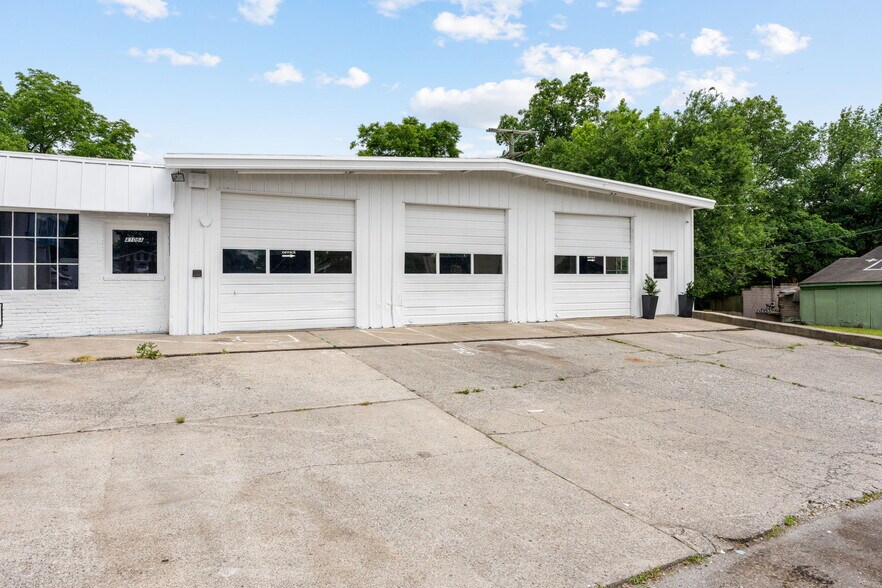 More Photos Of 4106 Gallatin Pike, Nashville Auto Repair For Lease