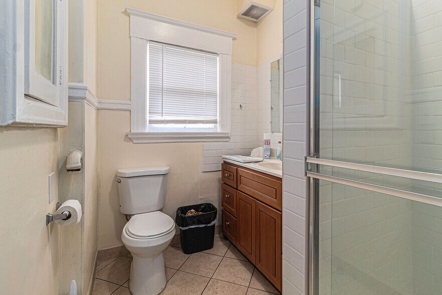 More Photos Of 2307-2311 Harrison St, Oakland Apartments For Sale