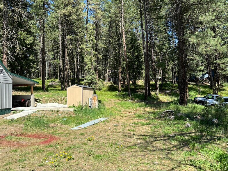 More Photos Of 305 N 3rd St, Mccall Freestanding For Sale