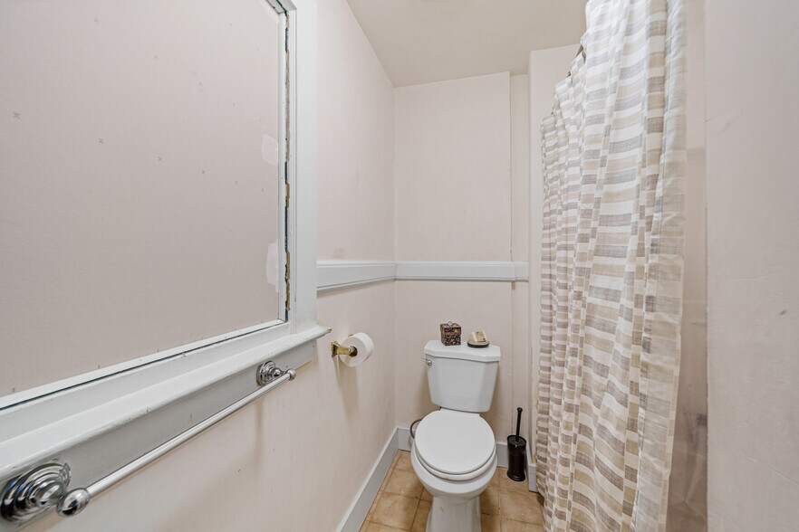 More Photos Of 691 Franklin Ave, Nutley Storefront Retail Residential For Sale