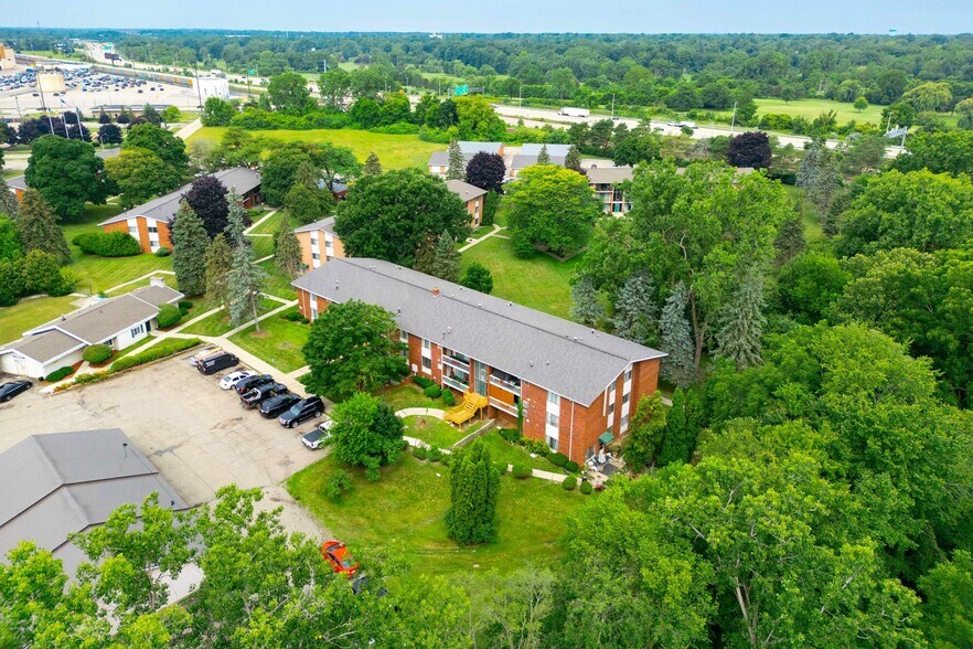 More Photos Of 3651 Balfour Ct, Flint Multifamily For Sale