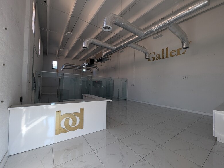 More Photos Of 1601 NW 97th Ave, Doral Warehouse For Lease