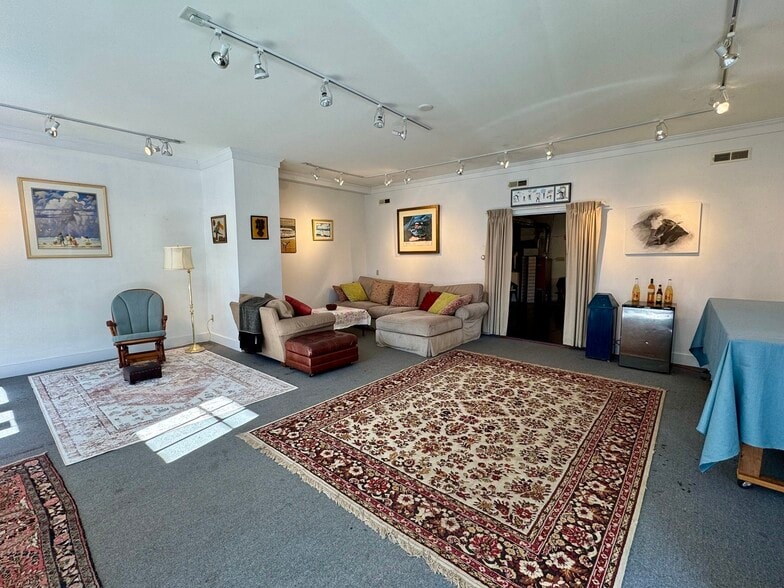 More Photos Of 9 Mill St, Greenfield Freestanding For Sale