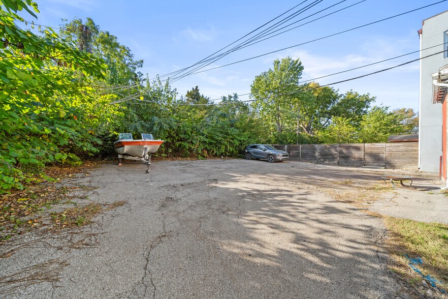 More Photos Of 3826 Warwick Blvd, Kansas City Apartments For Sale