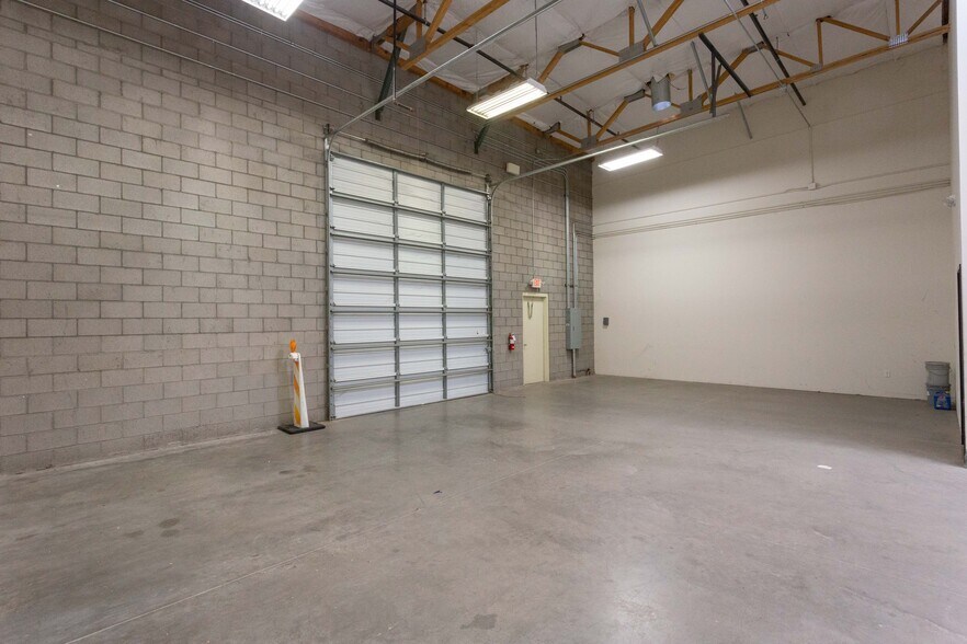 More Photos Of 1940 W Elliot Rd, Gilbert Food Processing For Lease