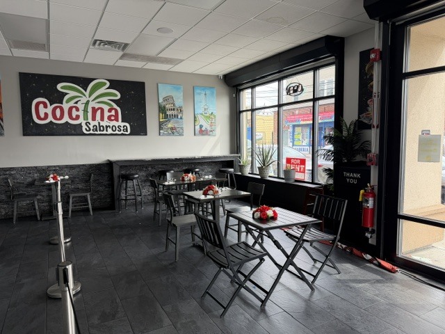 More Photos Of 601 Cranston St, Providence Storefront For Lease