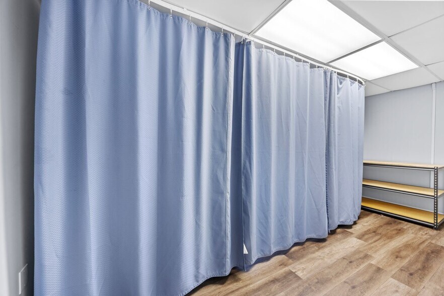 More Photos Of 6266 W St, Pensacola Office For Sale