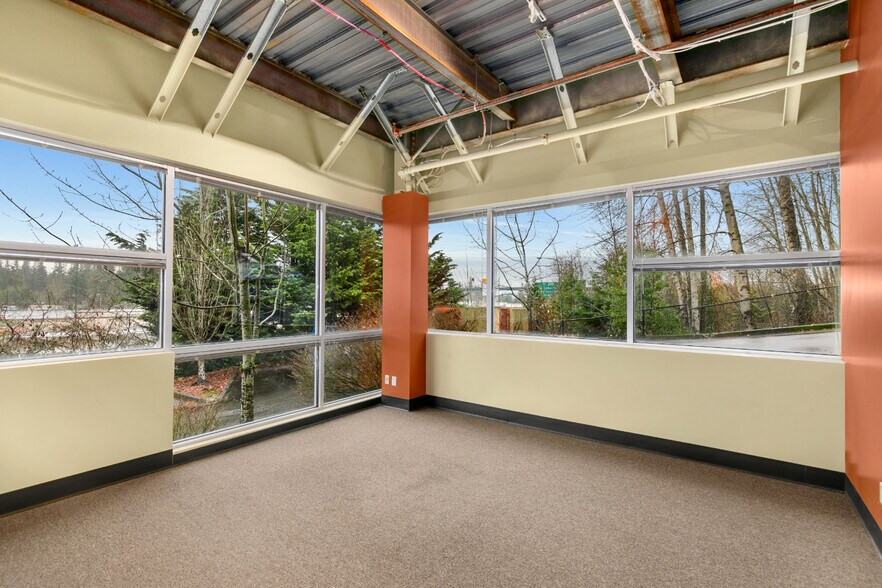 More Photos Of 11109 Slater Ave NE, Kirkland Office For Sale