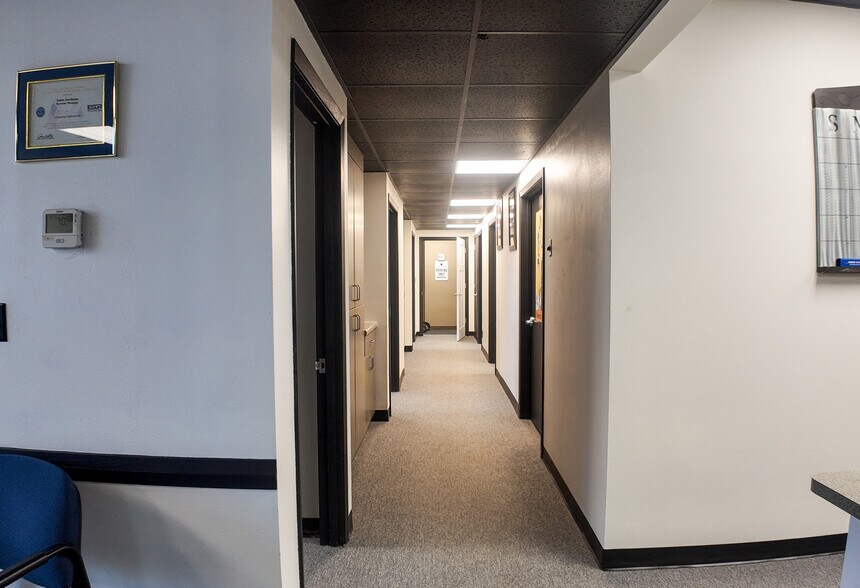 More Photos Of 1800 S Summit Ave, Sioux Falls Office For Lease