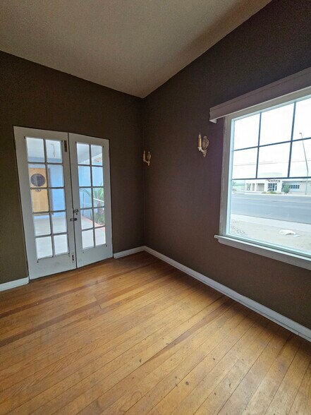 More Photos Of 1431 W Thatcher Blvd, Safford General Retail For Sale