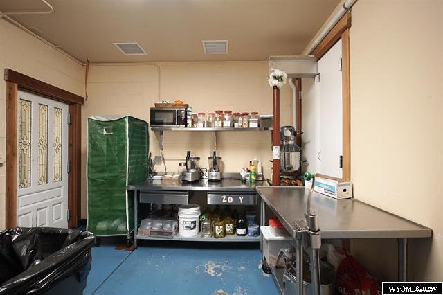 More Photos Of 632 Cy Ave, Casper Restaurant For Sale