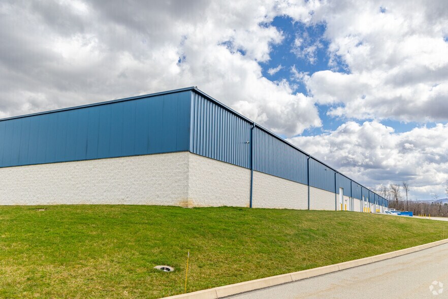 More Photos Of 321 Cherry Hill Dr, Latrobe Warehouse For Lease
