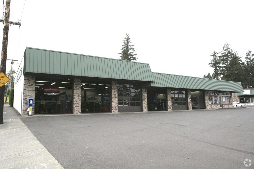 More Photos Of 16116 NE Halsey St, Portland Auto Repair For Lease