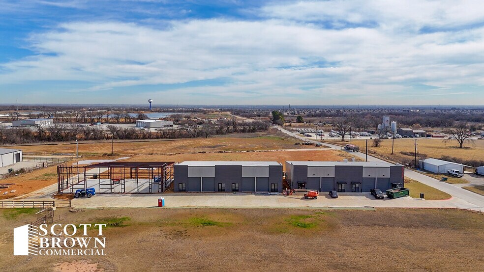 More Photos Of 8587 Stewart Rd, Aubrey Unknown For Lease