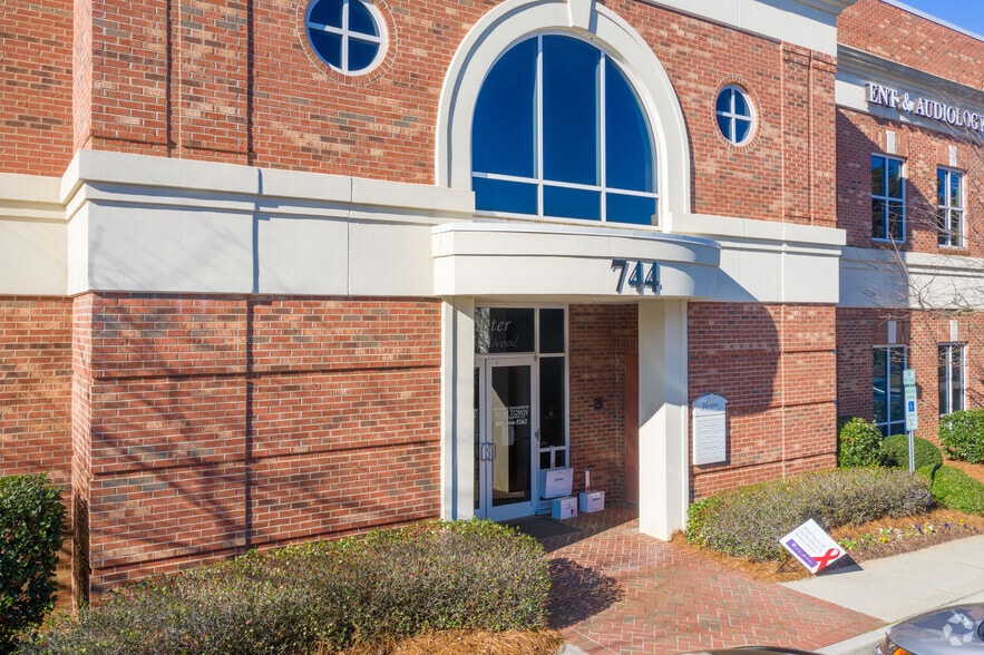 More Photos Of 744 Arden Ln, Rock Hill Medical For Sale