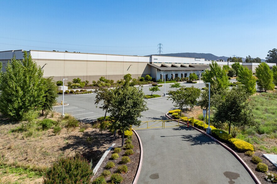 More Photos Of 22801 8th St E, Sonoma Warehouse For Lease