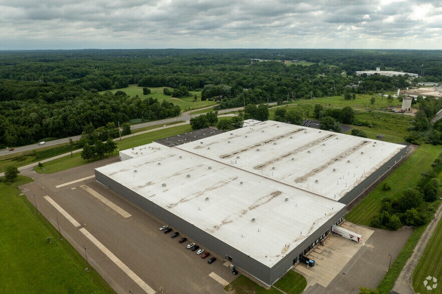 More Photos Of 150 Loomis Pky, Ravenna Warehouse For Lease