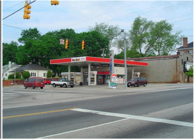 Primary Photo Of 239 S Congress St, Winnsboro Convenience Store For Lease
