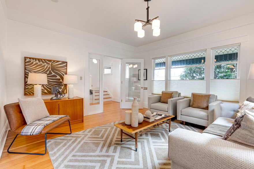 More Photos Of 1825 SE 7th Ave, Portland Loft Creative Space For Sale