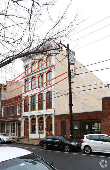 Primary Photo Of 621-623 N 2nd St, Philadelphia Storefront Retail Residential For Sale