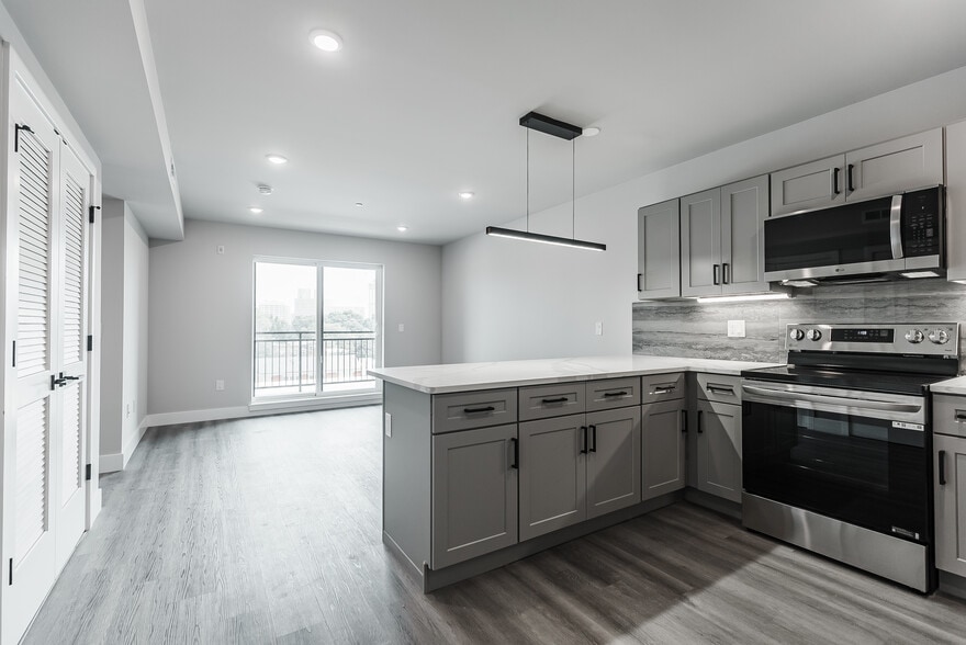 More Photos Of 3519 Haverford Ave, Philadelphia Multifamily For Sale