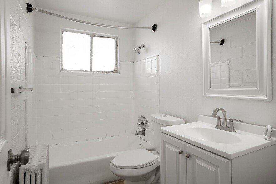 More Photos Of 221-225 E Brookside St, Colorado Springs Apartments For Sale