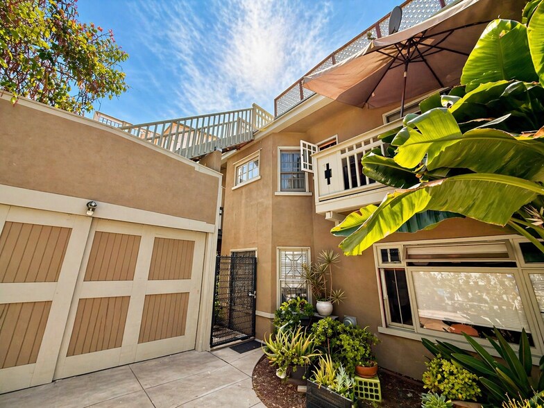 More Photos Of 2201 E St, San Diego Apartments For Sale