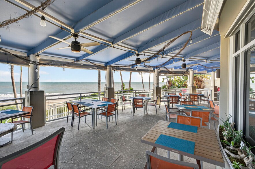 More Photos Of 1050 Easter Lily Ln, Vero Beach Apartments For Sale