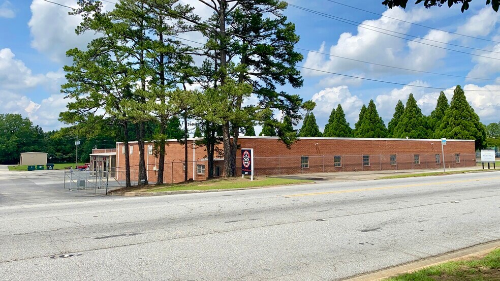 Primary Photo Of 2411 Sullivan Rd, College Park Warehouse For Lease