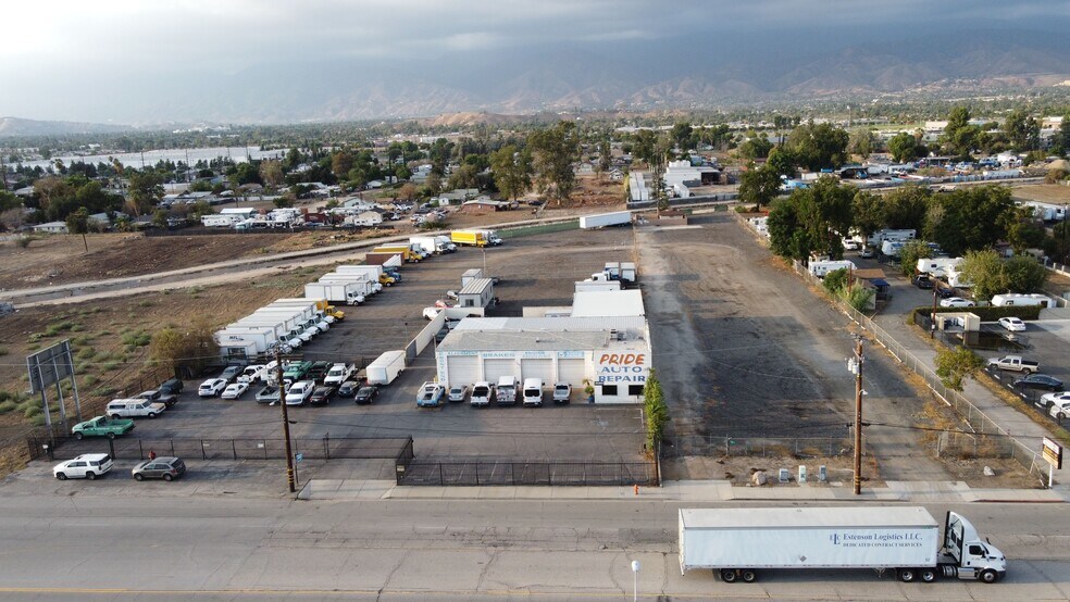 More Photos Of 25050 3rd St, San Bernardino Auto Repair For Sale