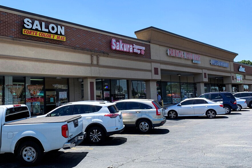 More Photos Of 5053-5087 Buford Hwy NE, Doraville Unknown For Lease