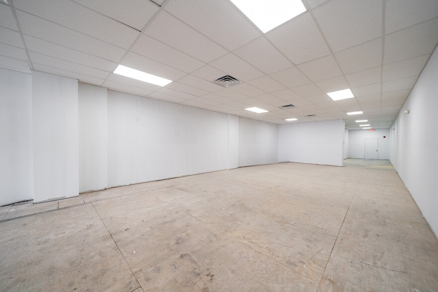 More Photos Of 1053-1055 Springfield Ave, Irvington Storefront For Lease