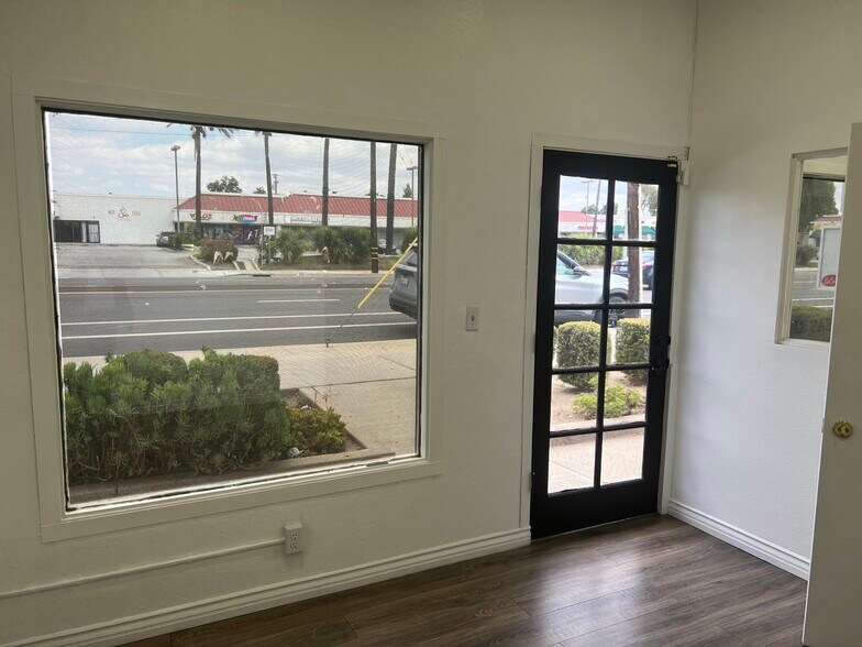 More Photos Of 1051 N Citrus Ave, Covina Freestanding For Sale