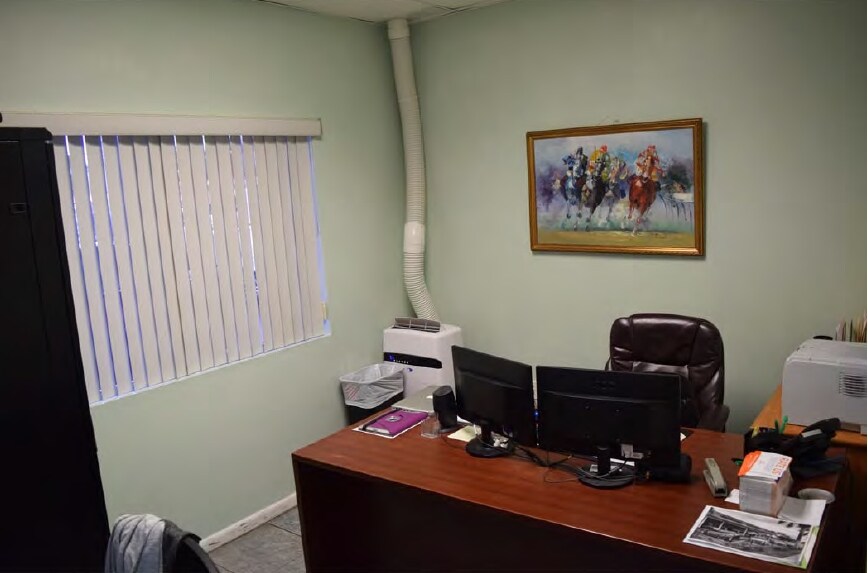 More Photos Of 420-440 S State Road 7, Plantation Auto Dealership For Sale