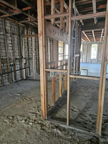 More Photos Of 1350 Main St, Susanville Restaurant For Sale