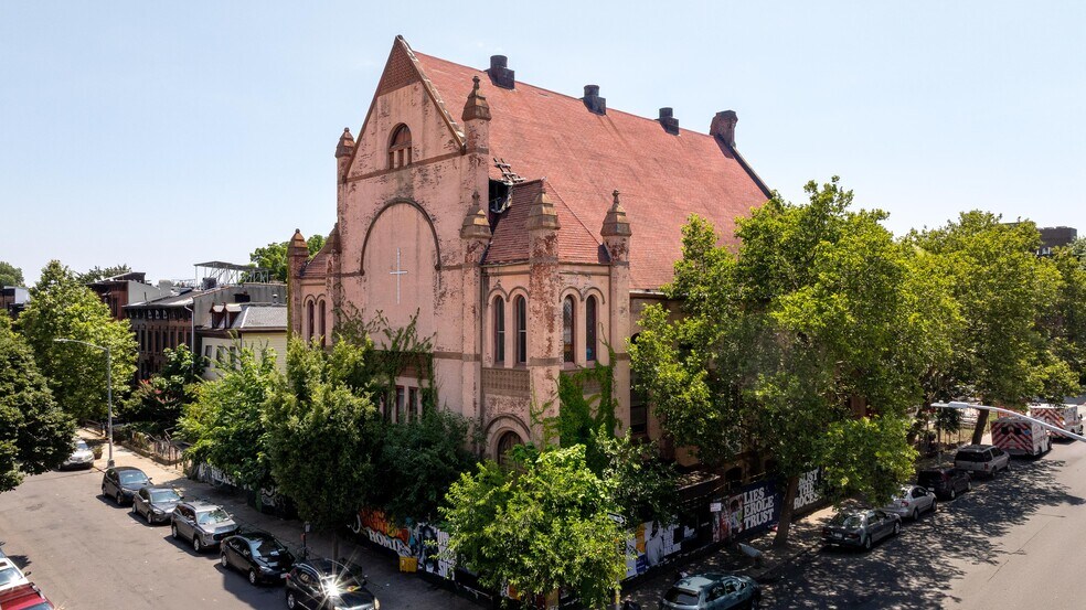 More Photos Of 180 Van Buren St, Brooklyn Land For Sale