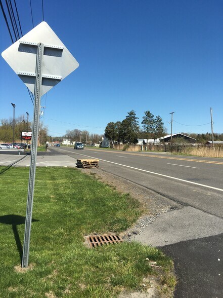 More Photos Of 6263 Taft Rd, Syracuse Warehouse For Lease