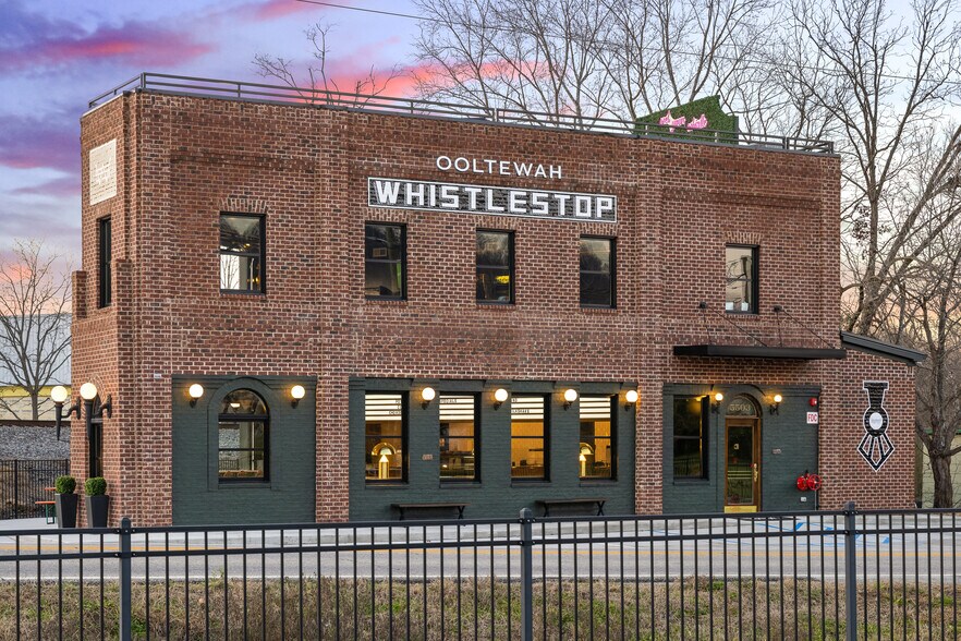 More Photos Of 5503 Main St, Ooltewah Flex For Sale