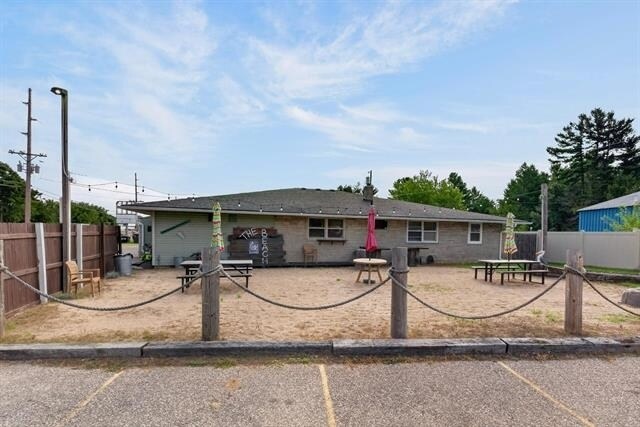 More Photos Of 4010 Plover Rd, Wisconsin Rapids Restaurant For Sale