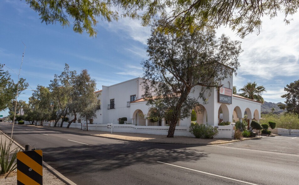 More Photos Of 1825-1845 E Northern Ave, Phoenix Office For Lease