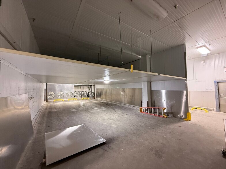 More Photos Of 4001 N American St, Philadelphia Warehouse For Lease