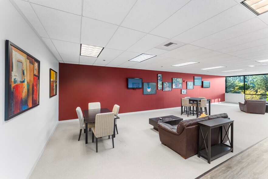 More Photos Of 12205 SW Tualatin Rd, Tualatin Office For Lease