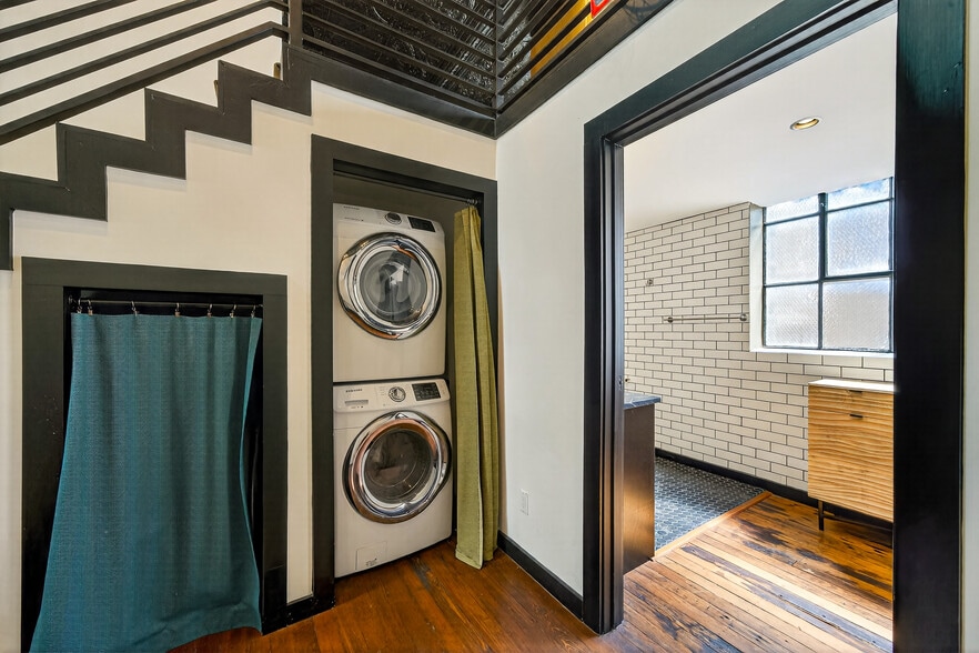 More Photos Of 614 High St, Comfort Storefront Retail Residential For Sale