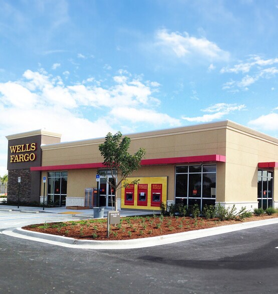 Primary Photo Of 17 W Washington St, Stockton Bank For Sale