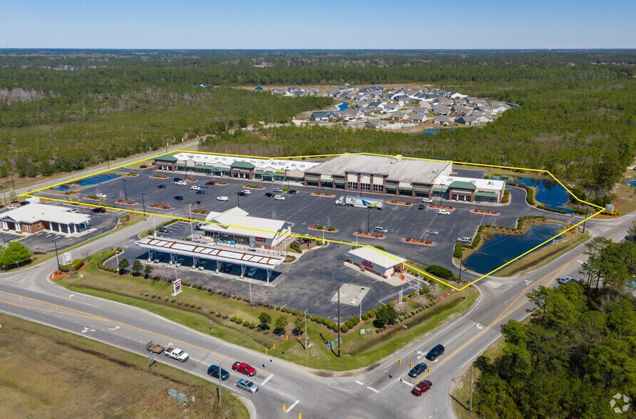 More Photos Of 925 Seaside Rd SW, Ocean Isle Beach General Retail For Lease